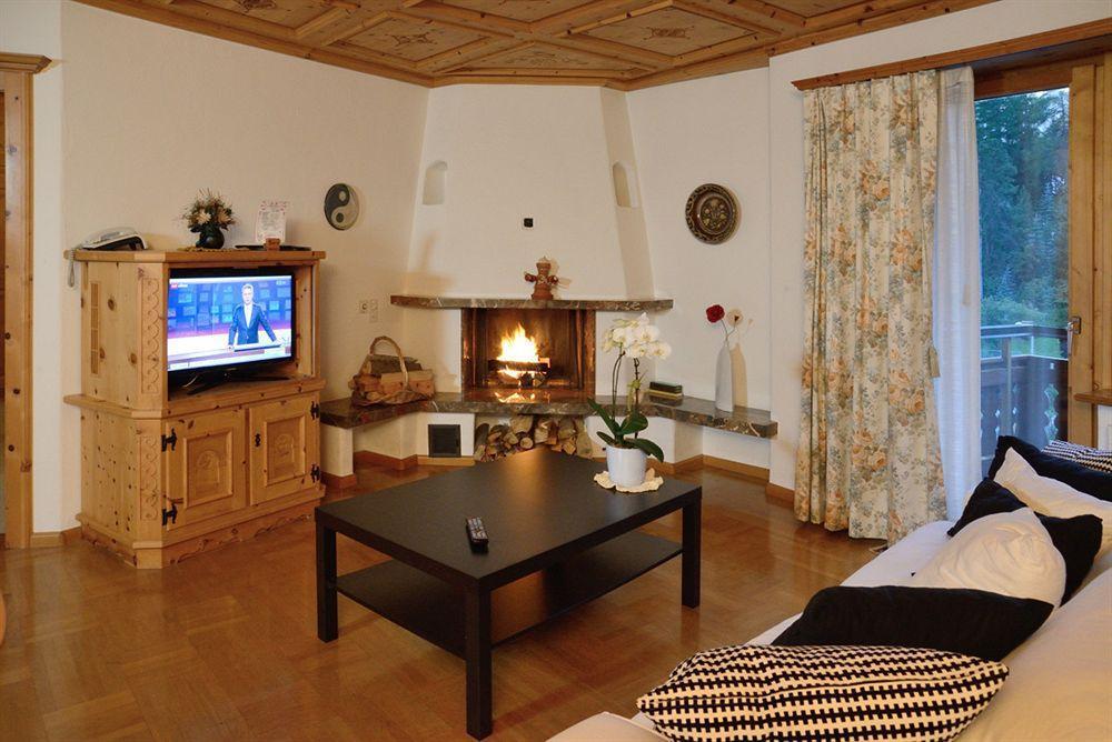 Hotel Corvatsch - Web Check-In Σεντ Μόριτζ Εξωτερικό φωτογραφία